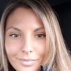 Meet your Posher, Alysha